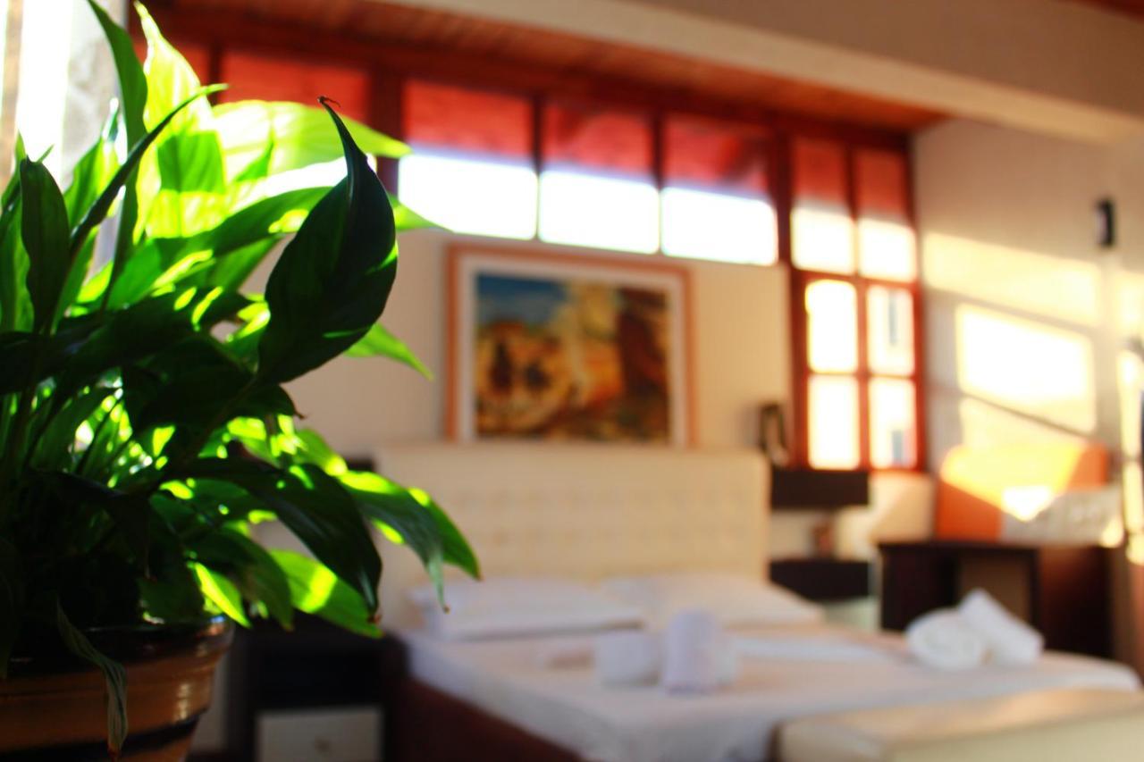 2 Kitarat Bb Bed and Breakfast Vlorë Εξωτερικό φωτογραφία